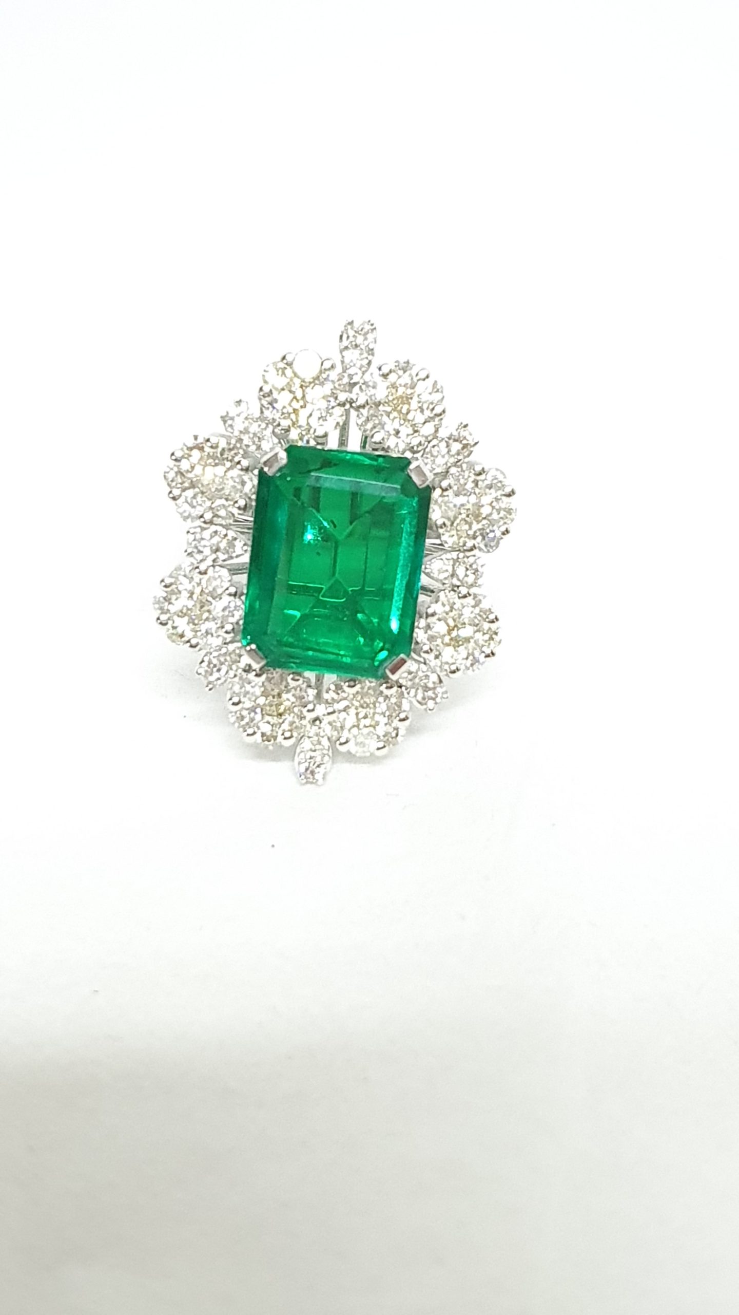 GIA 6.0ct Vintage Colombian Green Emerald Diamond Cluster Engagement  Wedding 18k White Gold Ring